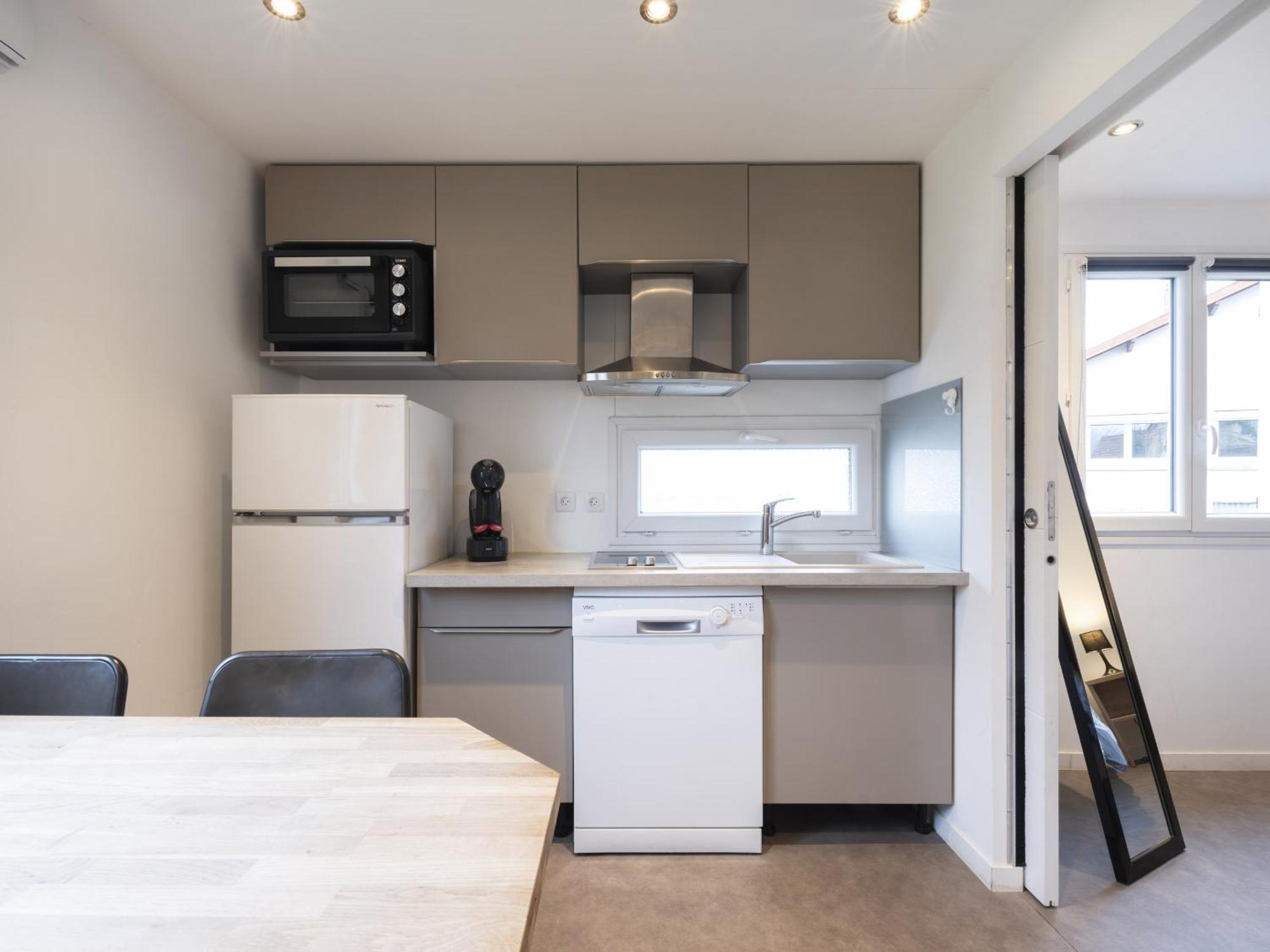Residence Louis Quartier Des Lilas Вител Екстериор снимка
