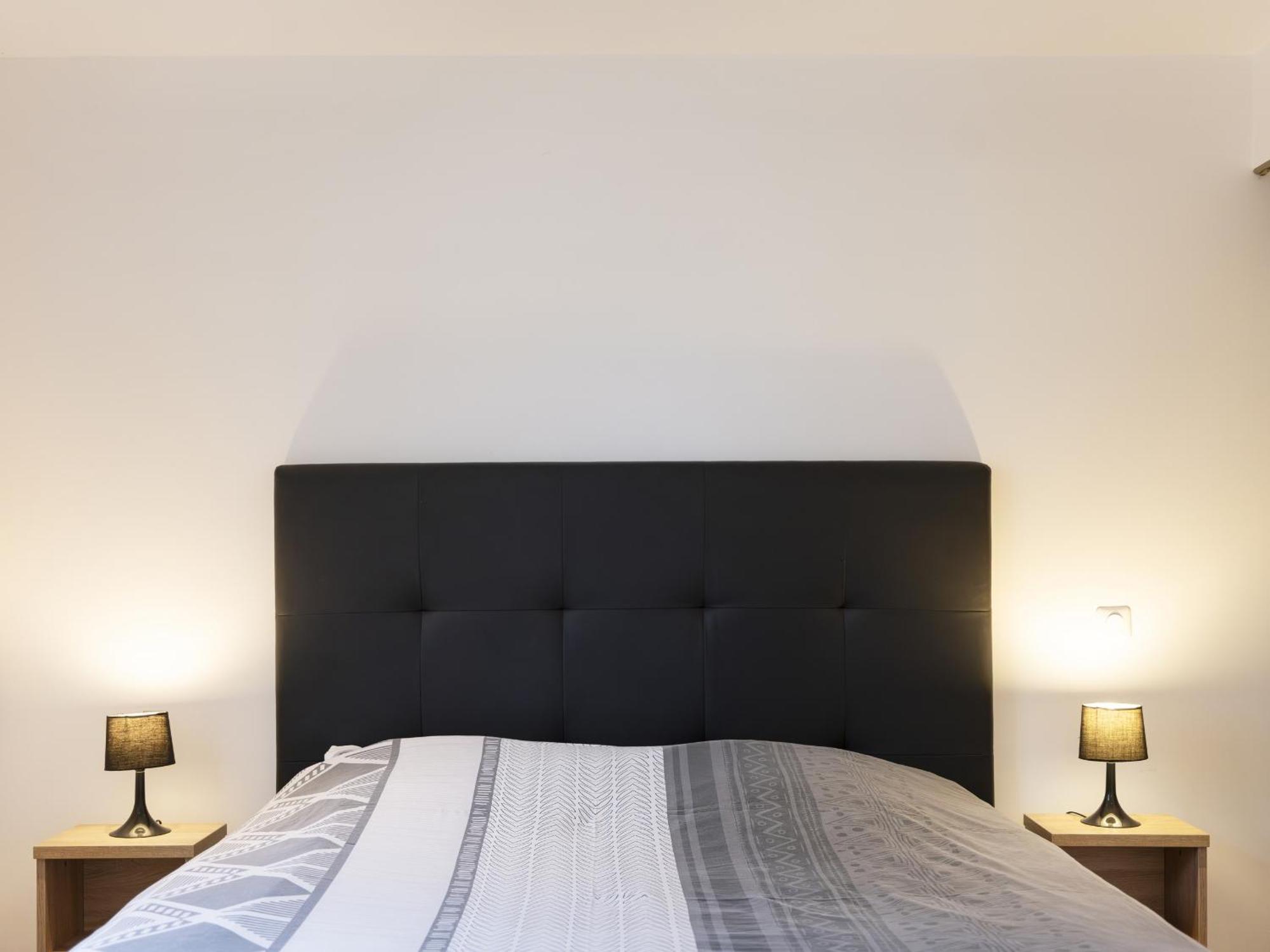 Residence Louis Quartier Des Lilas Вител Екстериор снимка