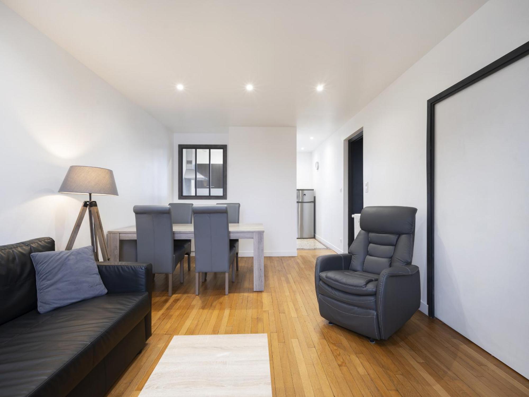 Residence Louis Quartier Des Lilas Вител Екстериор снимка