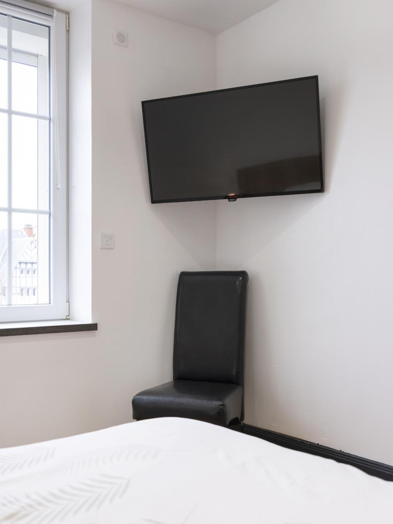 Residence Louis Quartier Des Lilas Вител Екстериор снимка