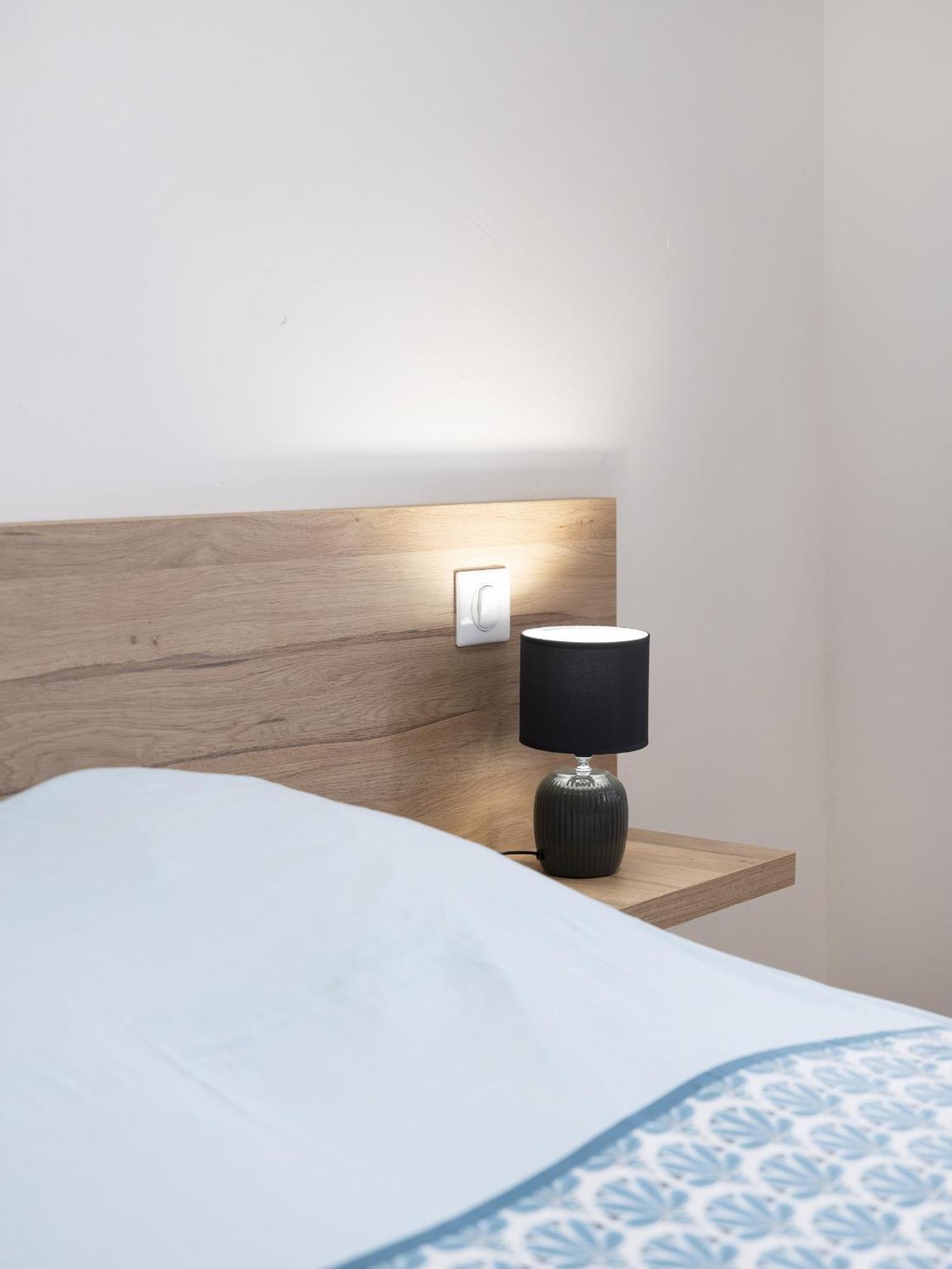 Residence Louis Quartier Des Lilas Вител Екстериор снимка