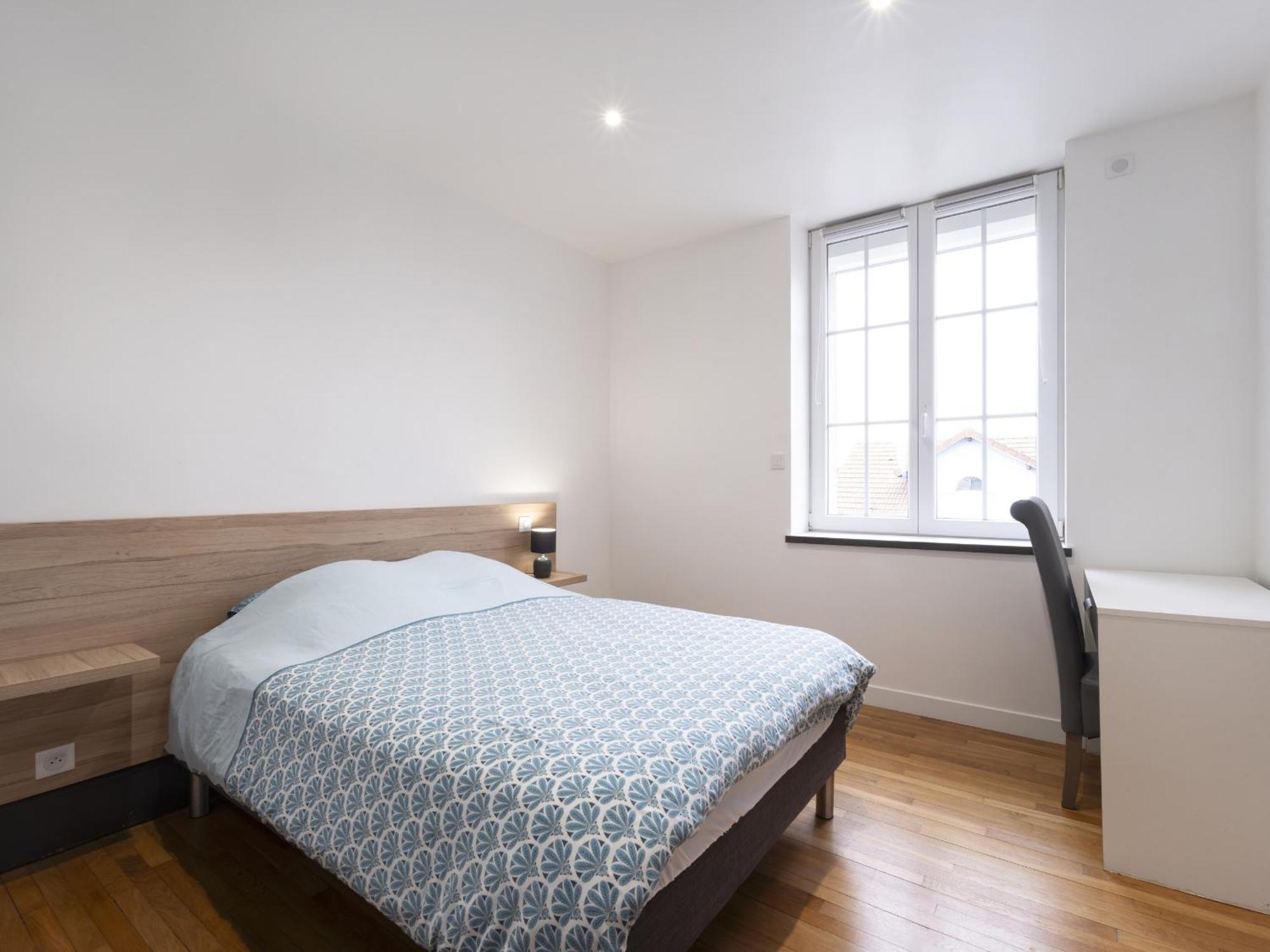 Residence Louis Quartier Des Lilas Вител Екстериор снимка